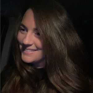 Meet your Posher, Brooke